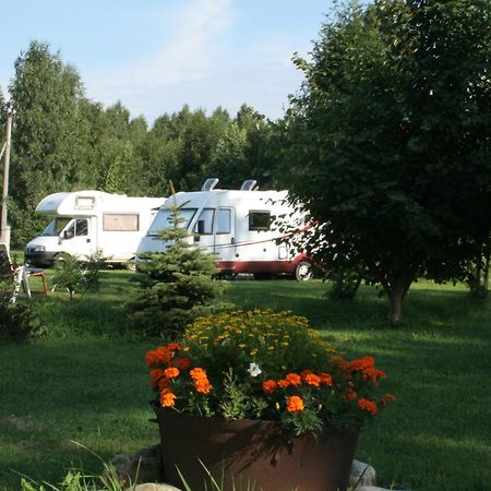 Laucu Akmens Hotel Skulte  Екстериор снимка